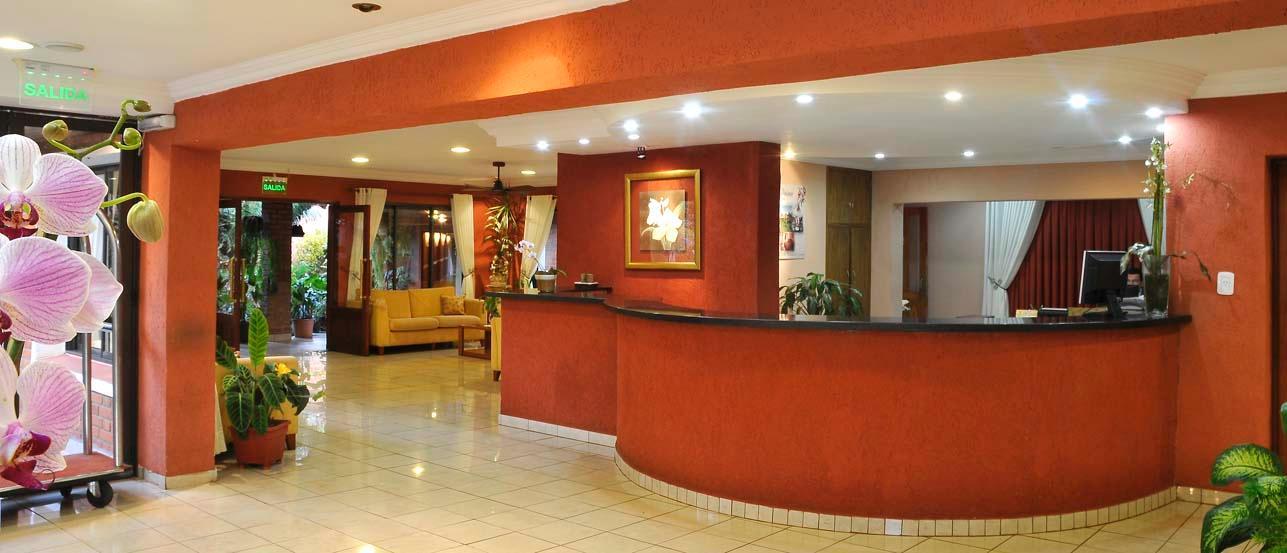 Orquideas Hotel & Cabanas Пуэрто-Игуасу Экстерьер фото